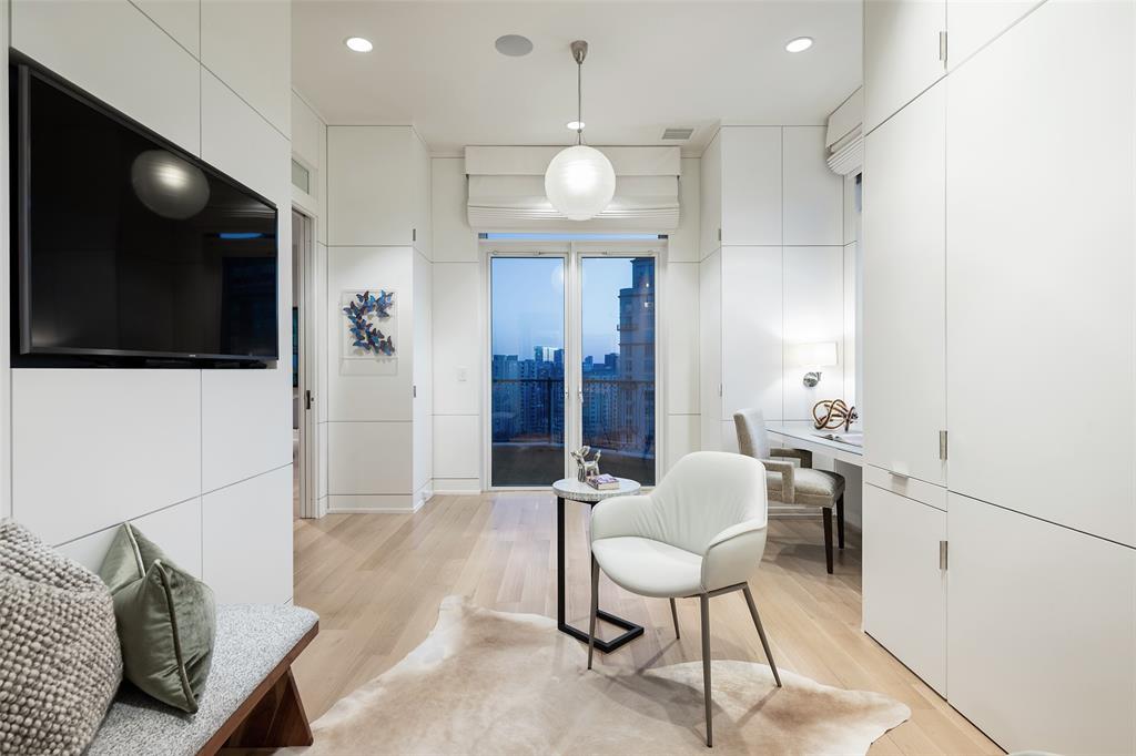 Vendome On Turtle Creek Condo - Residential