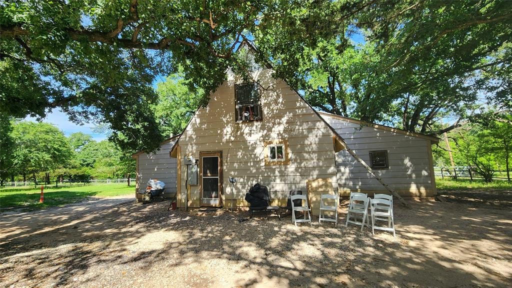 123 Private Road 7827 - Photo 2
