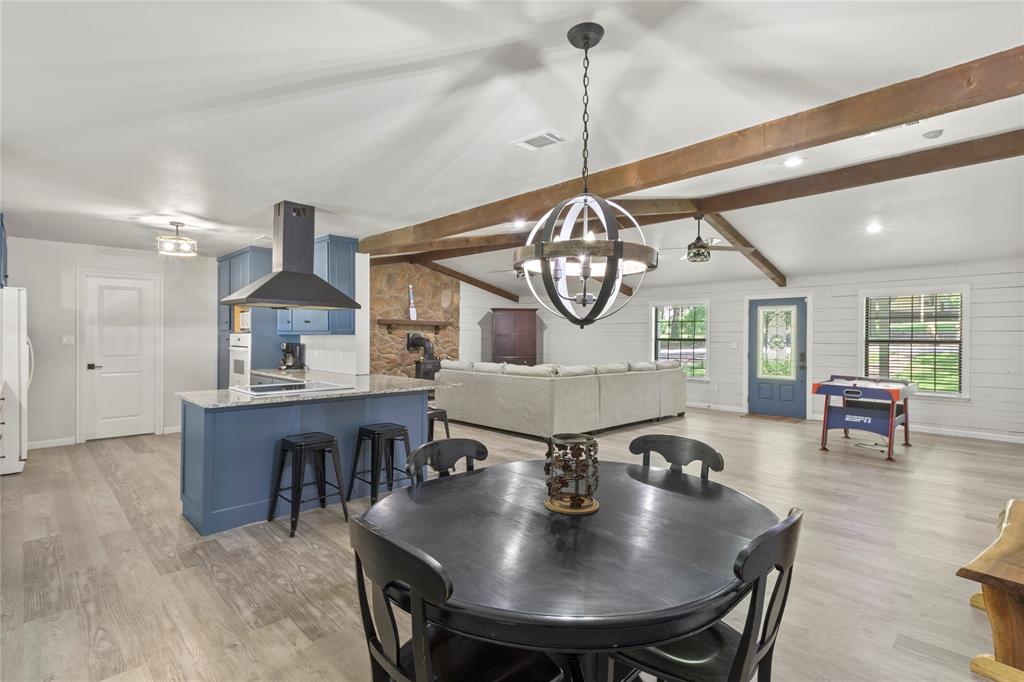 323 Dyer Circle