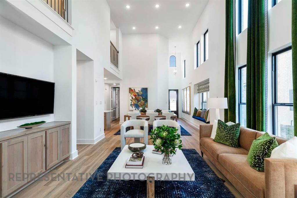 7425 Moon Chase Trail