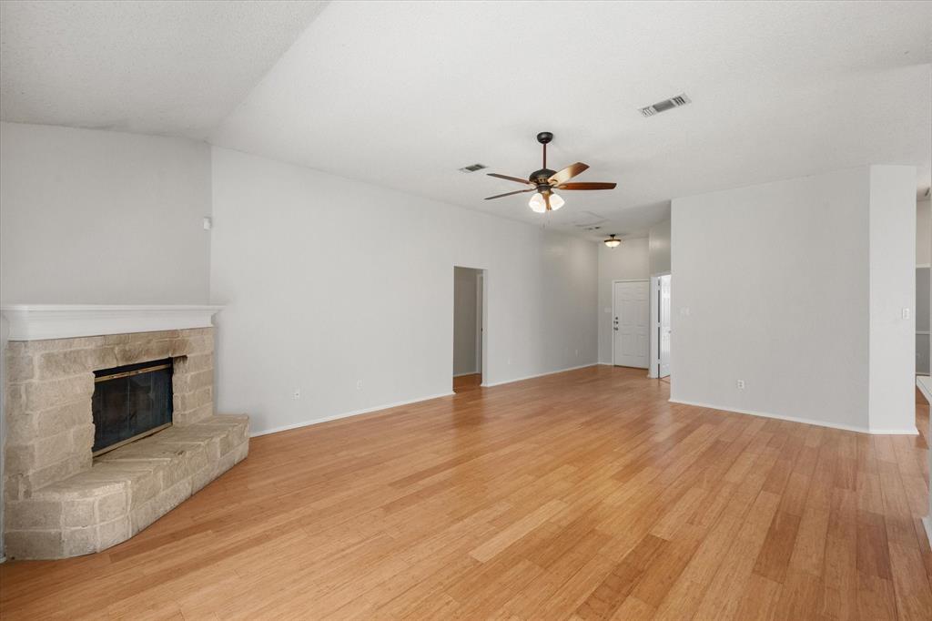 1610 Crestmeadow Lane