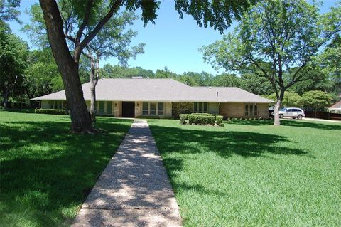 1107 Rock Springs Road Duncanville TX 75137
