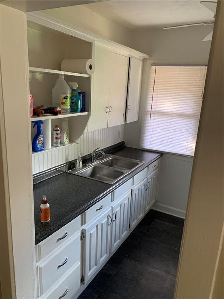 Prime duplex opportunity in the heart of Fort Worth, just off Camp Bowie Blvd and minutes from West 7th. This well-located property offers two units, each featuring 1 bedroom and 1 bathroom—ideal for investors or owner-occupants looking for flexibility. Situated near the UNTHSC campus, with easy access to dining, shopping, entertainment, and major thoroughfares, this location is hard to beat.

Both units are currently tenant-occupied on month-to-month leases, providing immediate rental income with the freedom to reposition, renovate, or occupy as desired. A solid investment in one of Fort Worth’s most established and high-demand areas.