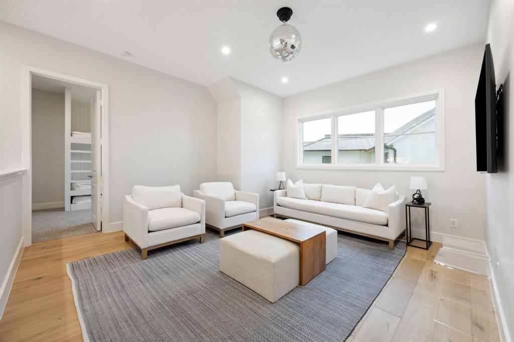 Long Cove - Residential