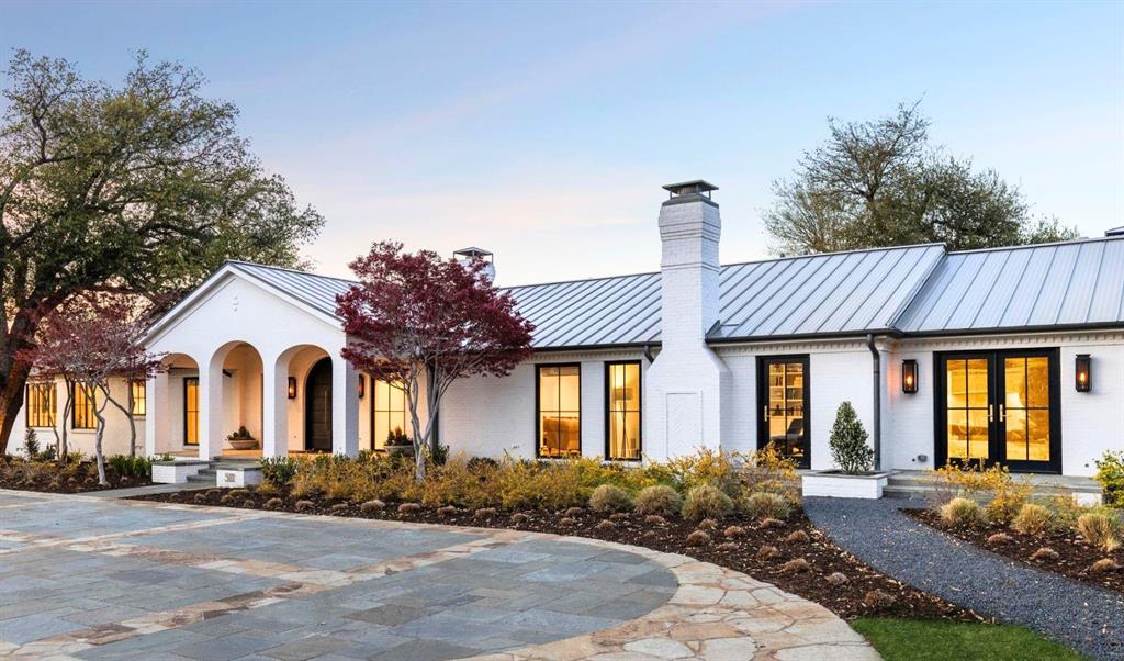 5111 Meaders Lane