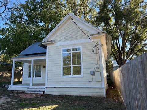 A home in Teague