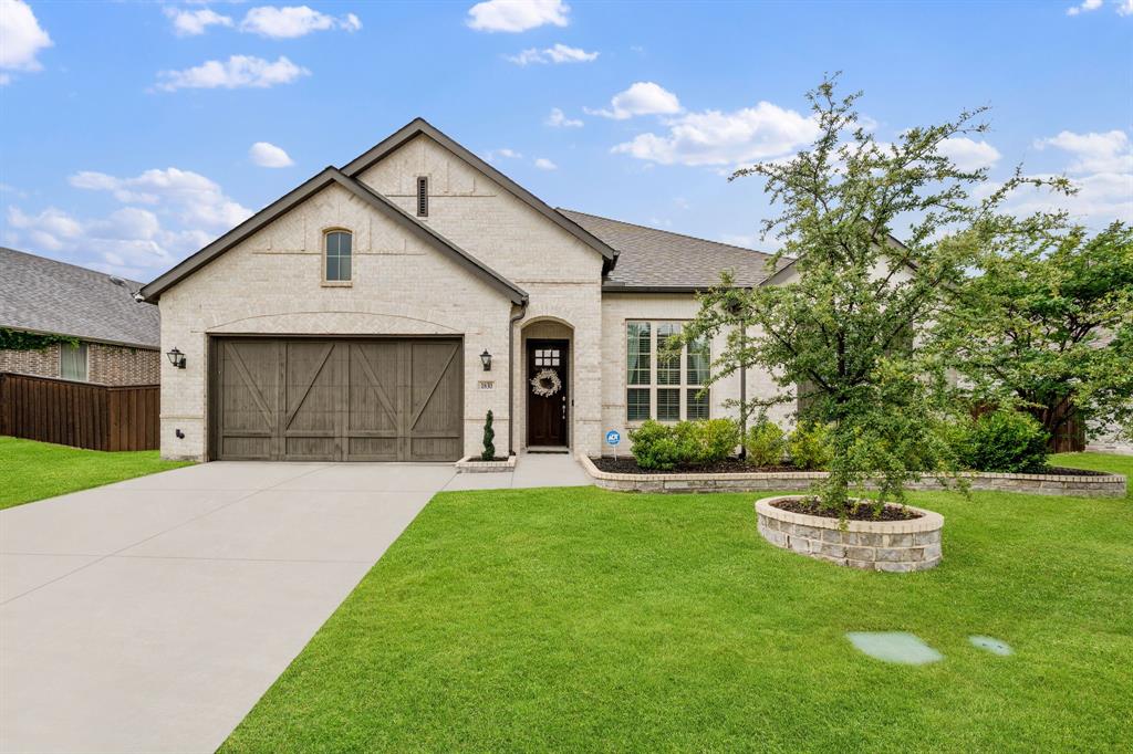1830 Bellagio Lane