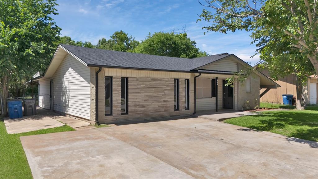 506 Valentine Lane