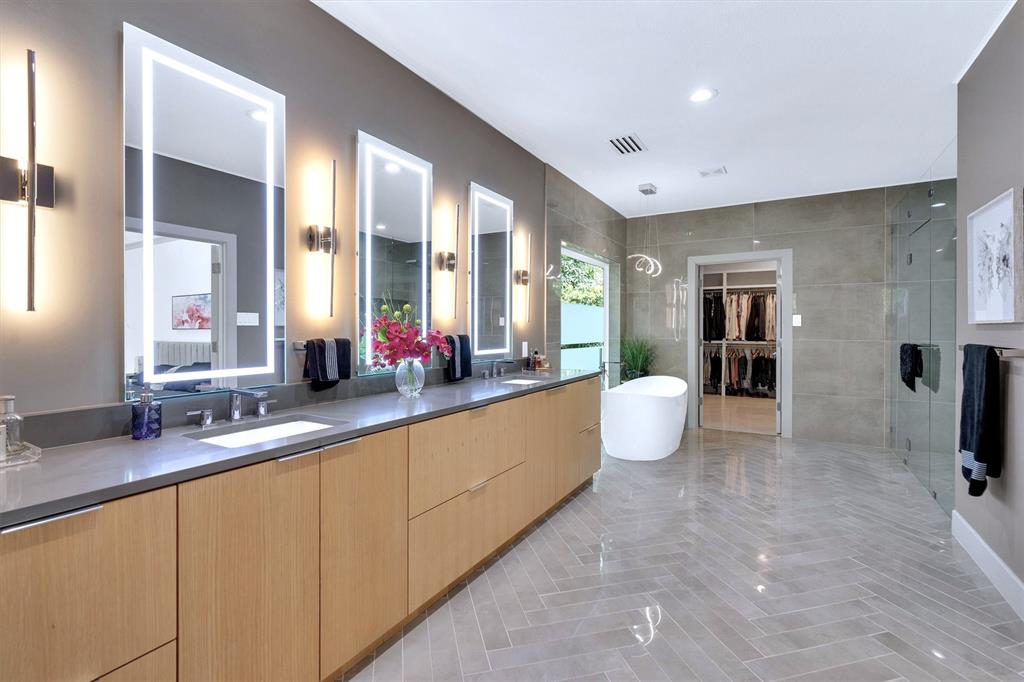 E Kessler Park - Residential