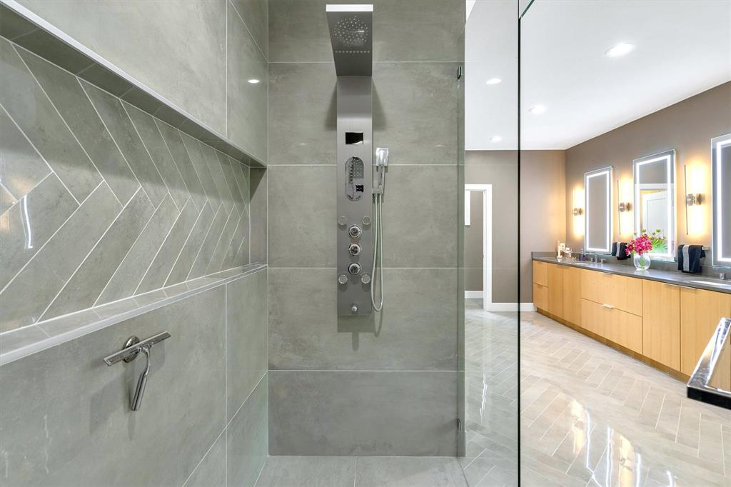 E Kessler Park - Residential