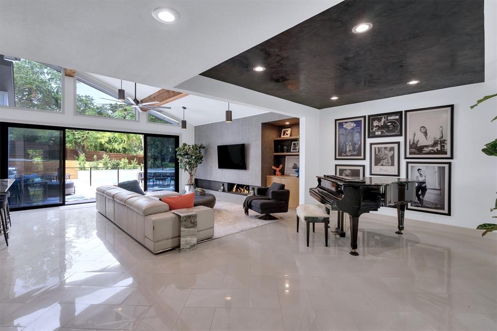 E Kessler Park - Residential