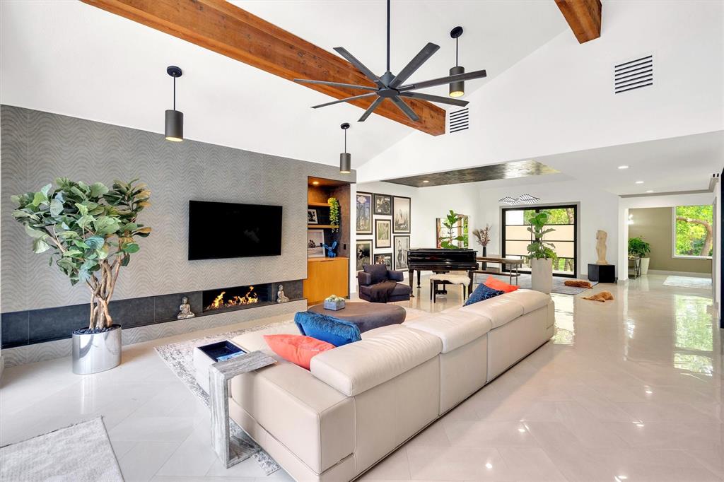 E Kessler Park - Residential