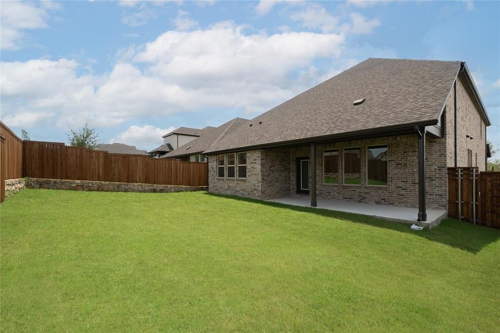 2433 Woodhall Drive