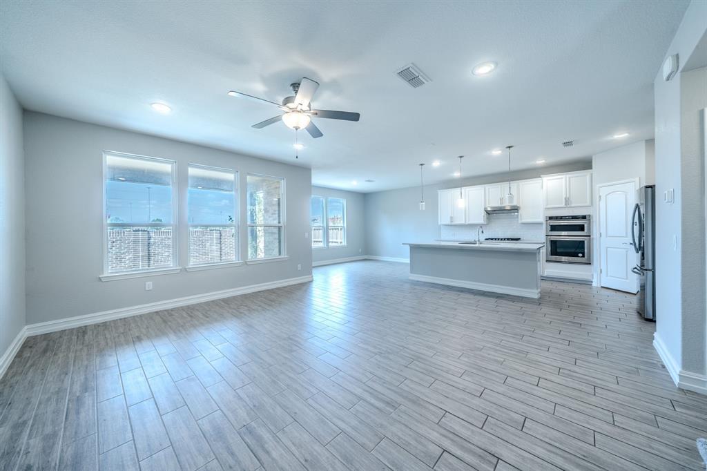2833 Henson Lane