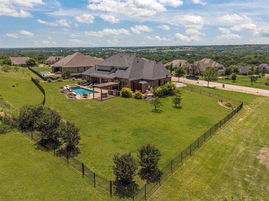 Bella Flora - Residential