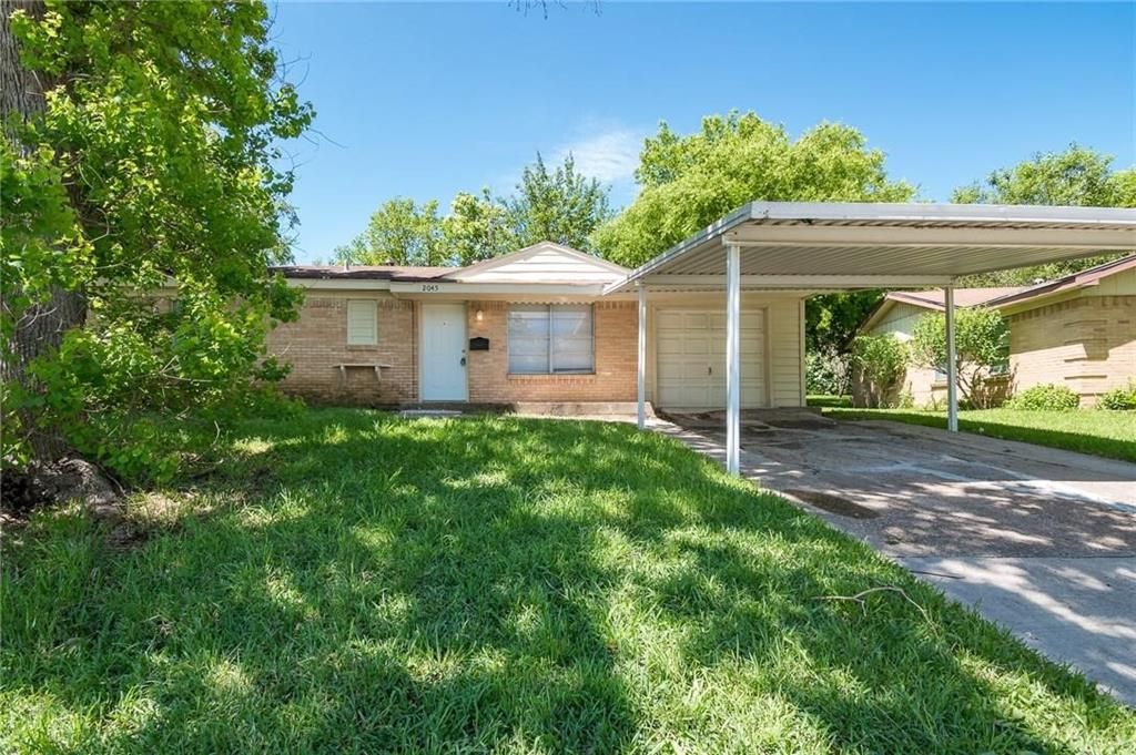 Photo of 2045 Avis Circle, Mesquite, TX 75149 (MLS # 21240125)