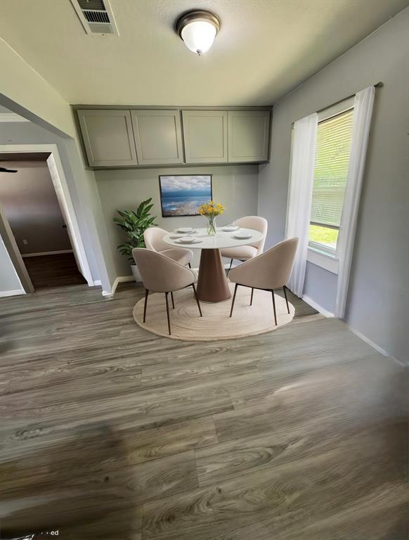 4025 Eastland Street