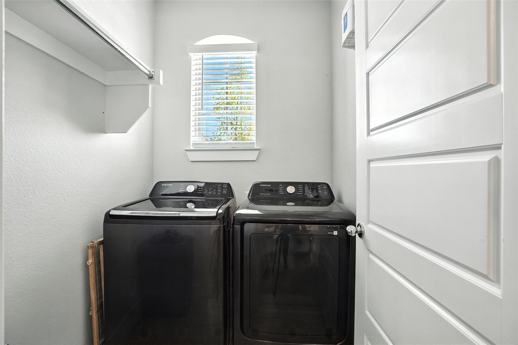 1920 Dappled Grey Avenue