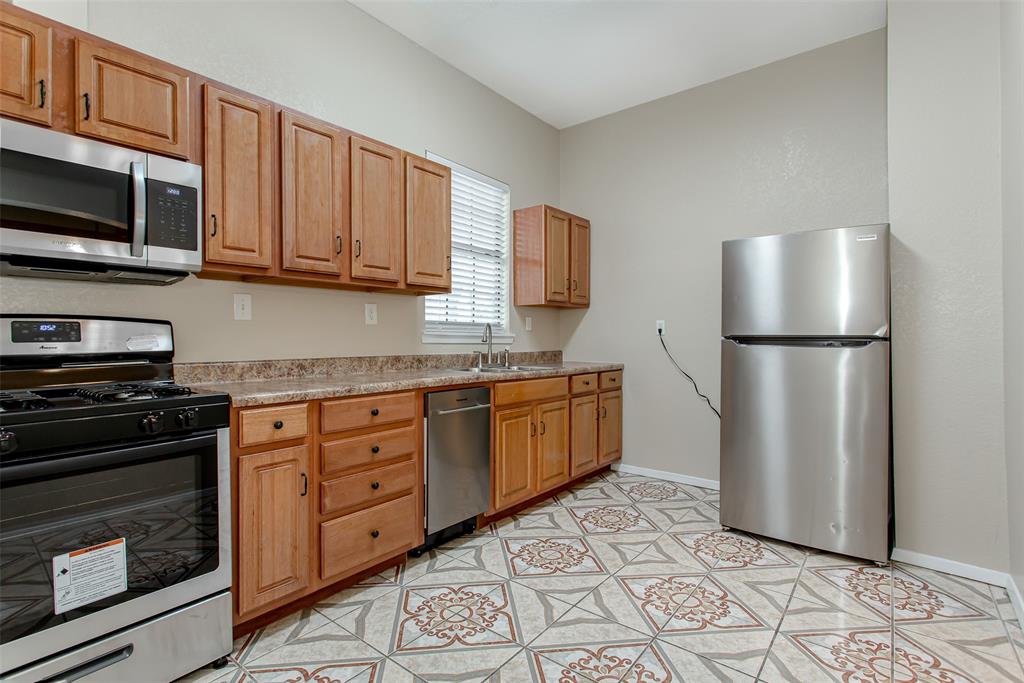 Freemans Columbia Ave Add - Residential Lease