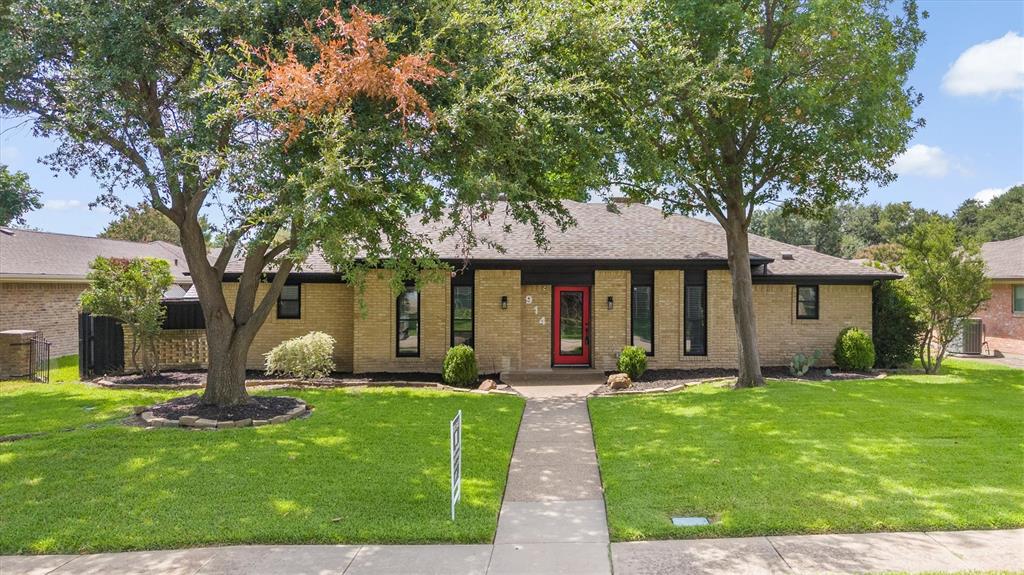 914 Edgewood Drive