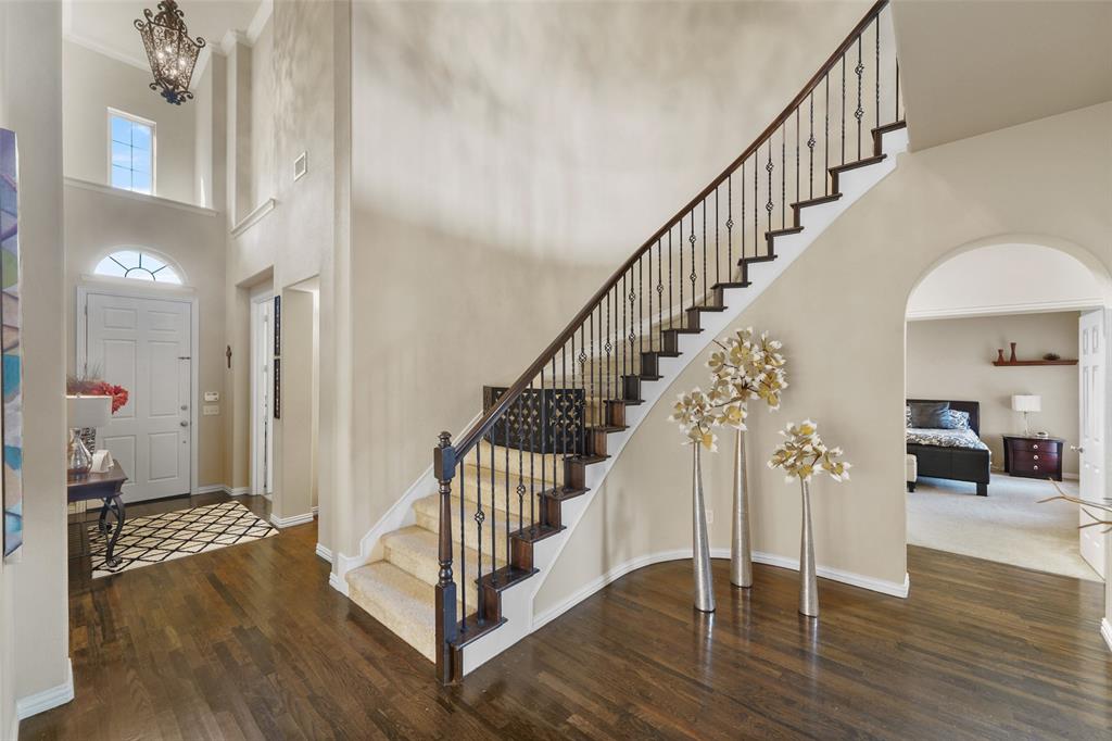 10082 Drawbridge Drive