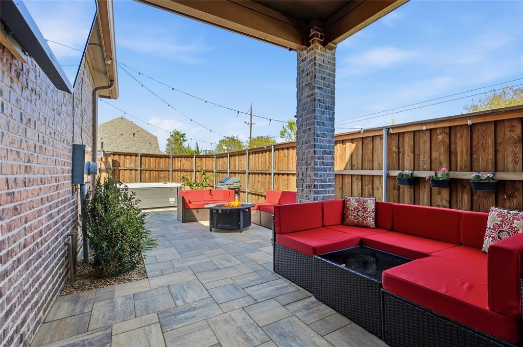 The River Walk At Central Park - Residential