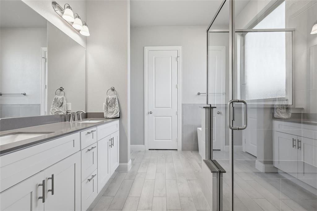 The River Walk At Central Park - Residential