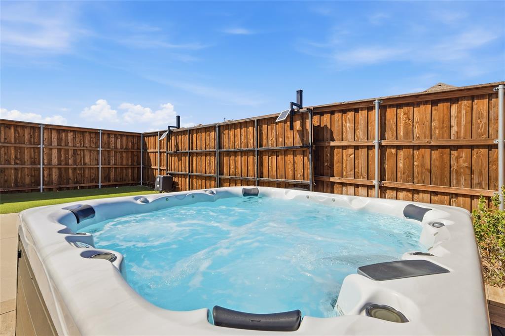 The River Walk At Central Park - Residential