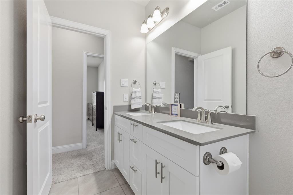 The River Walk At Central Park - Residential