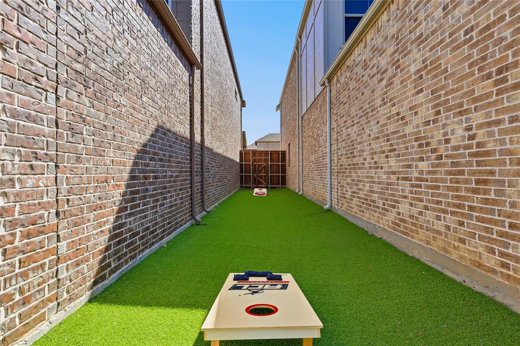 The River Walk At Central Park - Residential