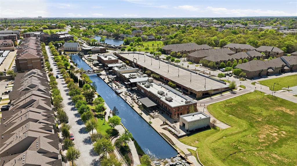 The River Walk At Central Park - Residential