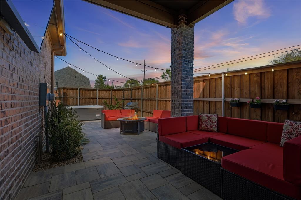 The River Walk At Central Park - Residential