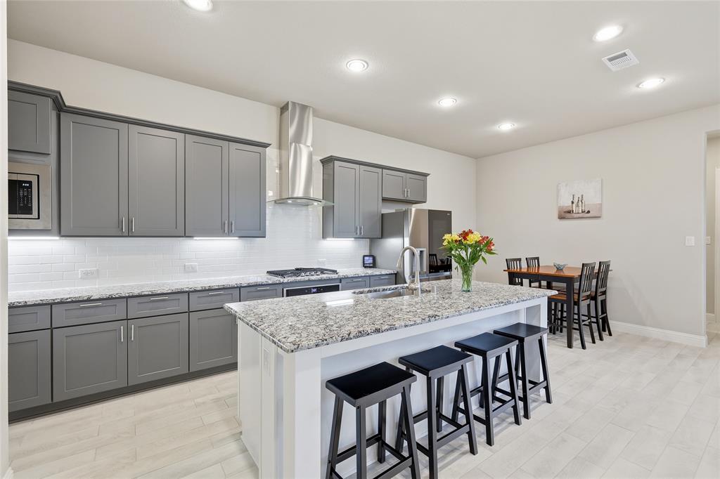 The River Walk At Central Park - Residential