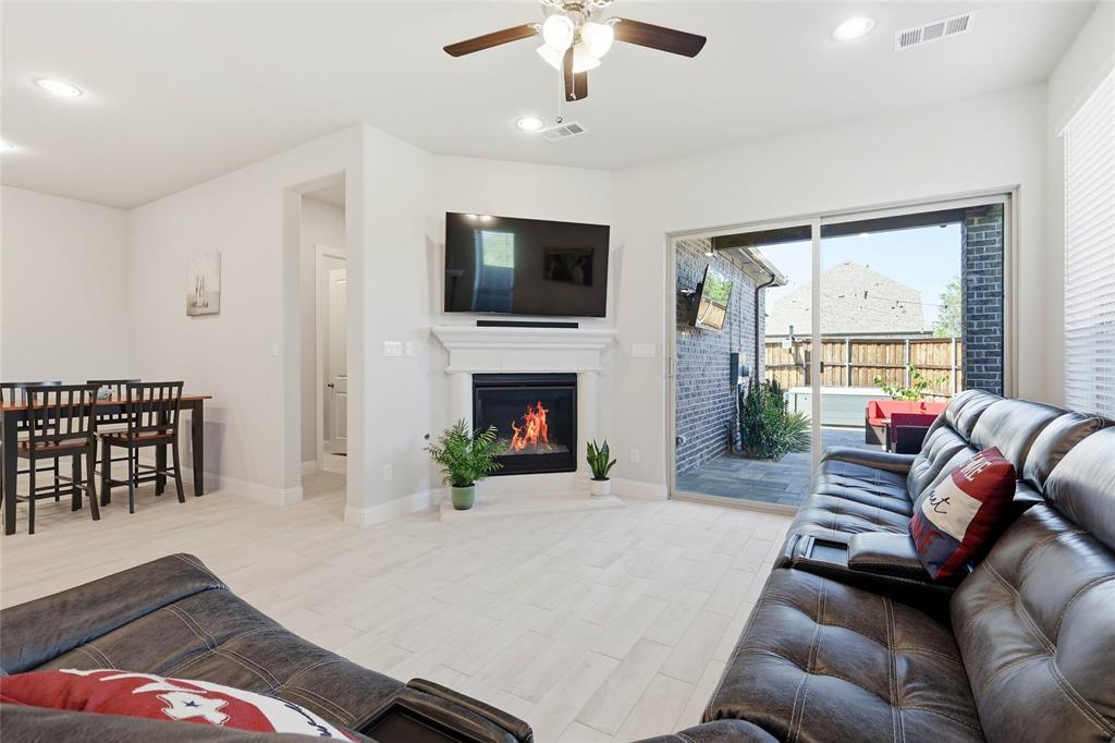 The River Walk At Central Park - Residential