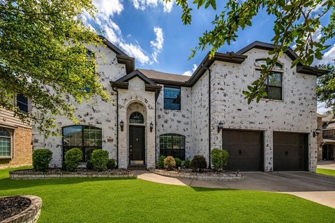 Photo of 11825 Wolfcreek Lane, Fort Worth, TX 76244 (MLS # 21279454)