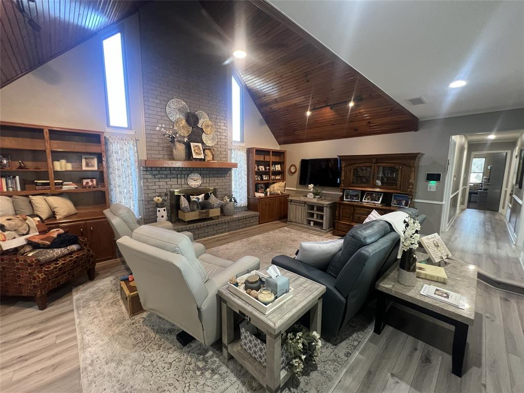 M. BALLANOVA - Residential