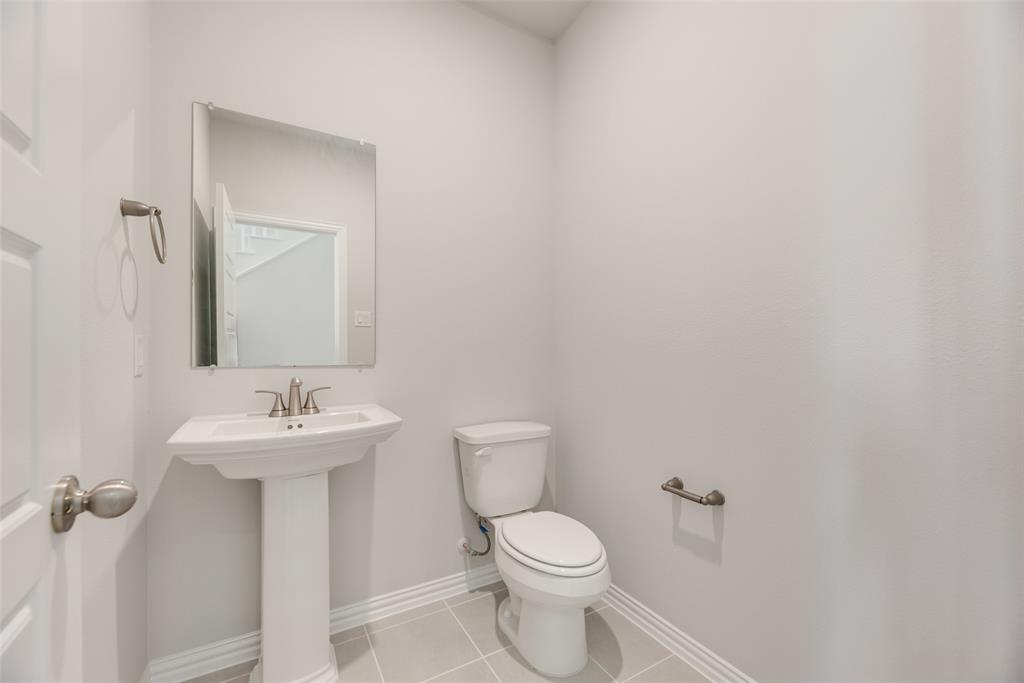 Valencia On The Lake - Residential