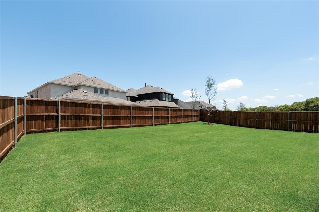 Valencia On The Lake - Residential