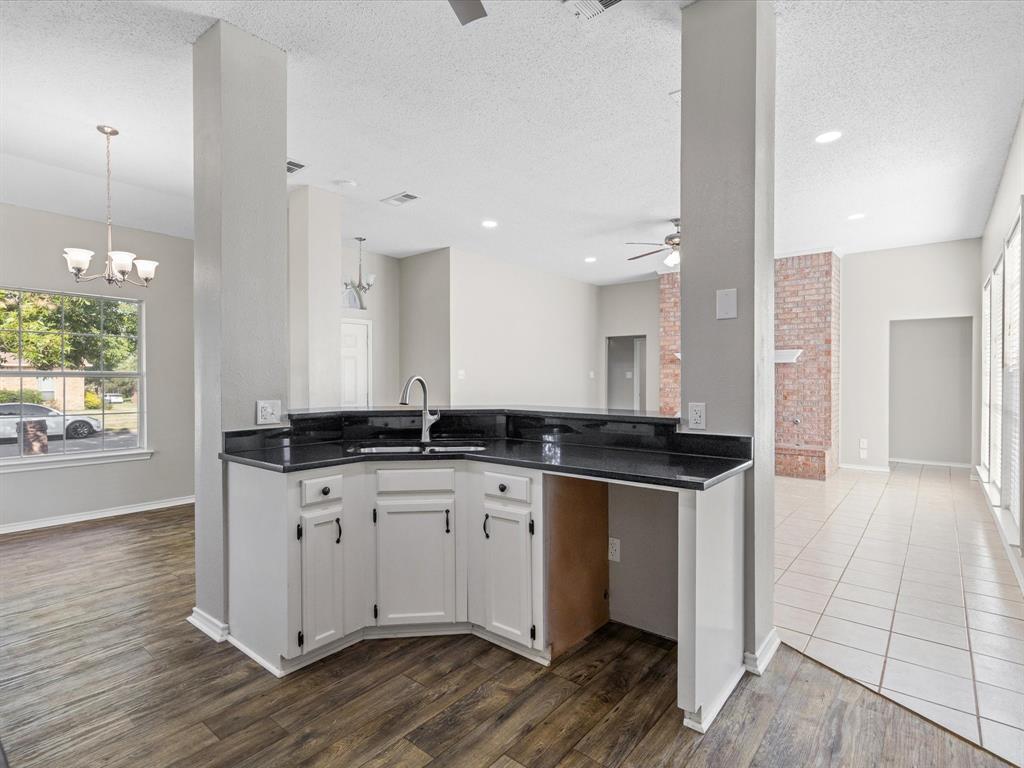 Casa Linda #12 - Residential