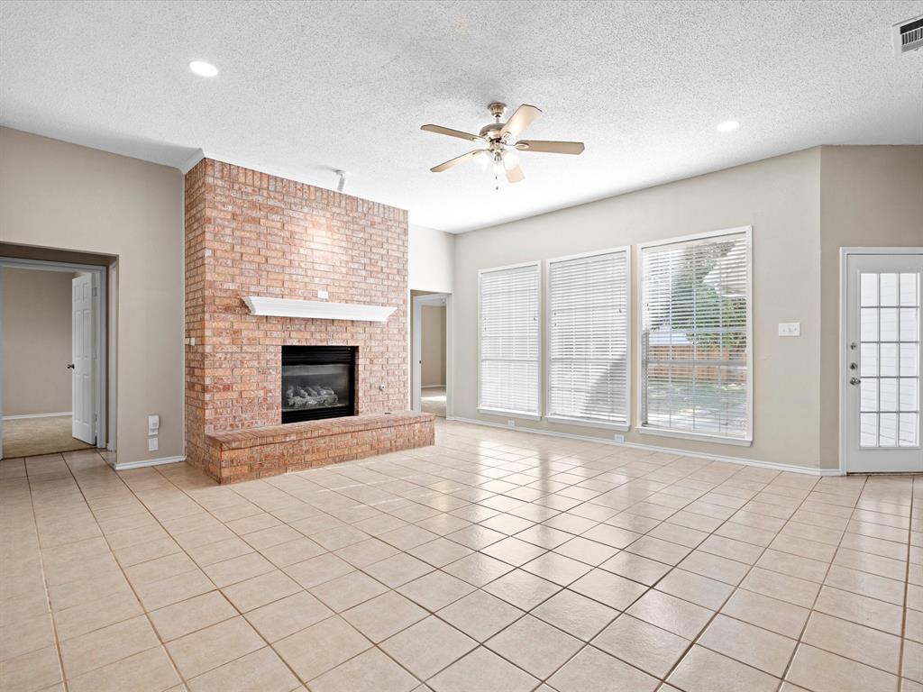 Casa Linda #12 - Residential