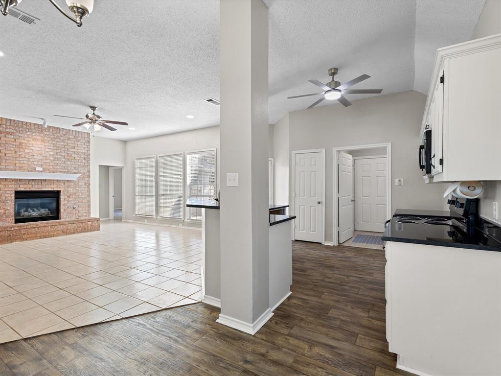 Casa Linda #12 - Residential