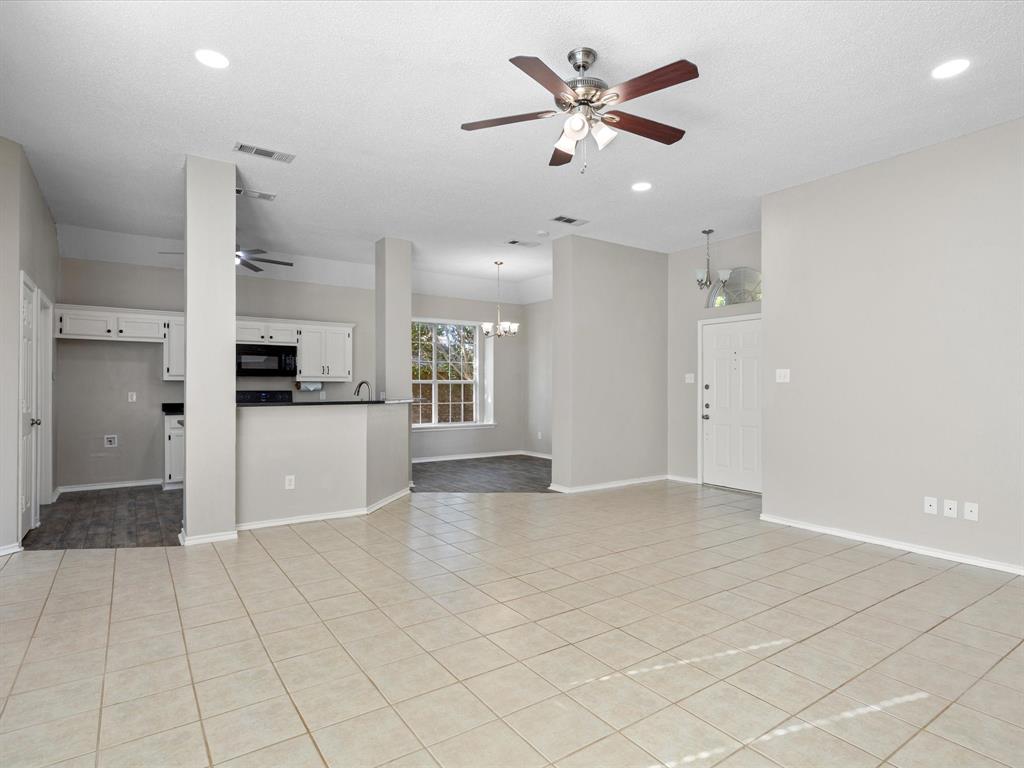 Casa Linda #12 - Residential