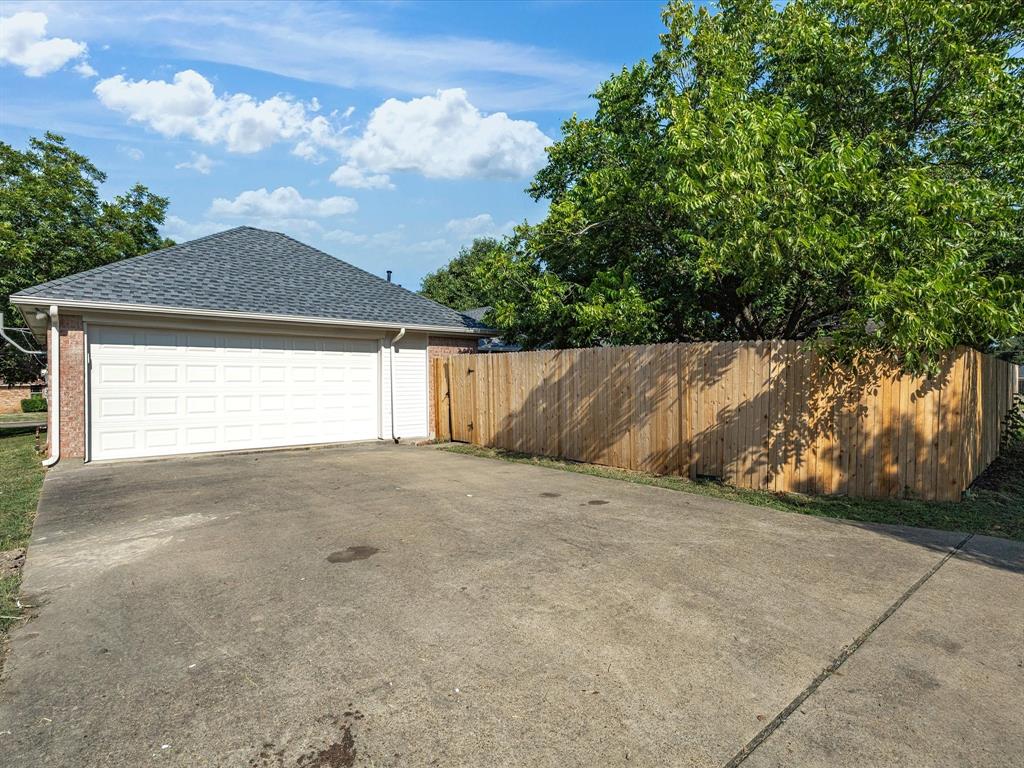 Casa Linda #12 - Residential