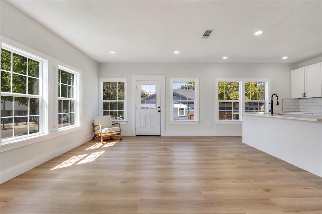 Mount Auburn - Residential