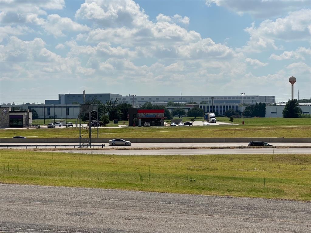 Bryan Luckett Add - Commercial Lease