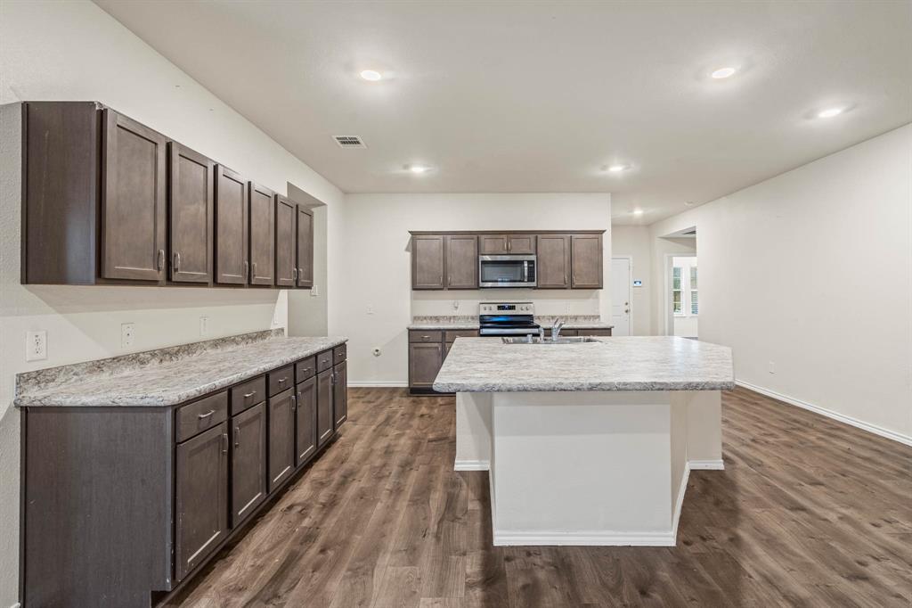 Verandah Ph 3b1 - Residential