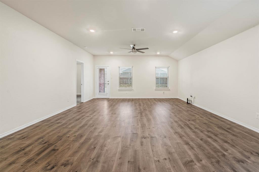 Verandah Ph 3b1 - Residential