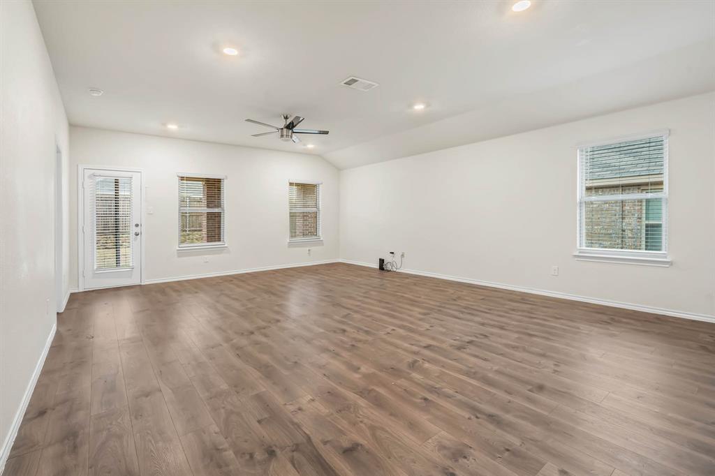 Verandah Ph 3b1 - Residential