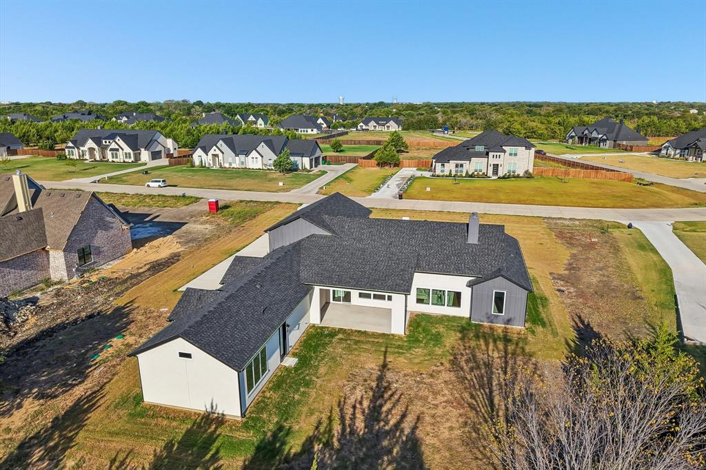 3080 Glen Oaks Drive