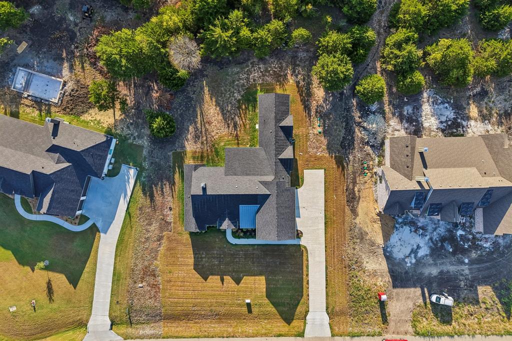 3080 Glen Oaks Drive